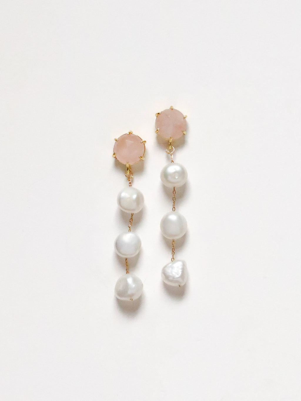 Round Rose Quartz + 3 Pearl Drop