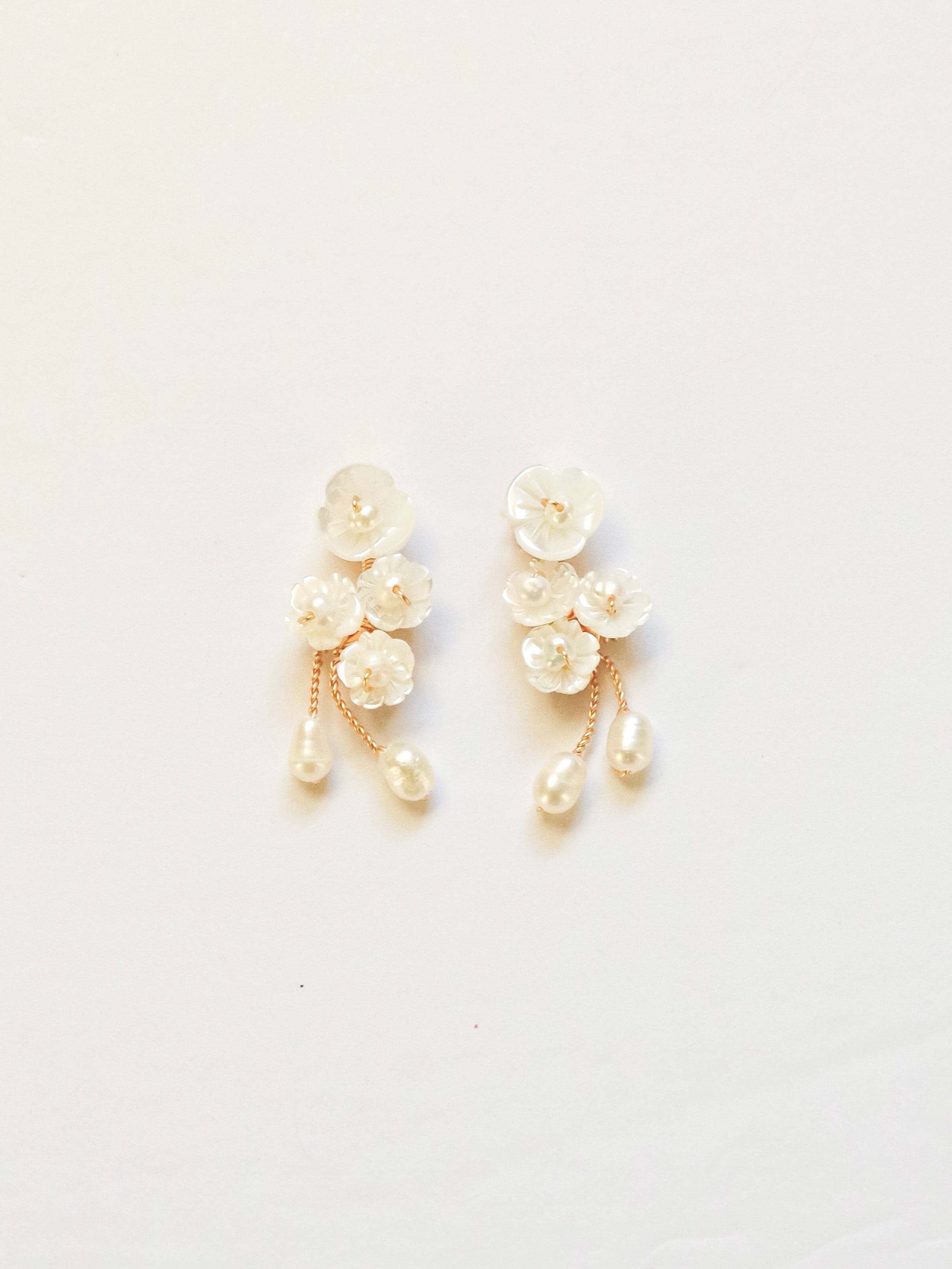 Small Garden Cluster Pearl Drop