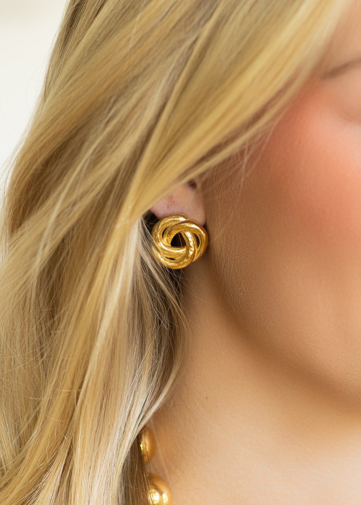 Gold Nest Studs