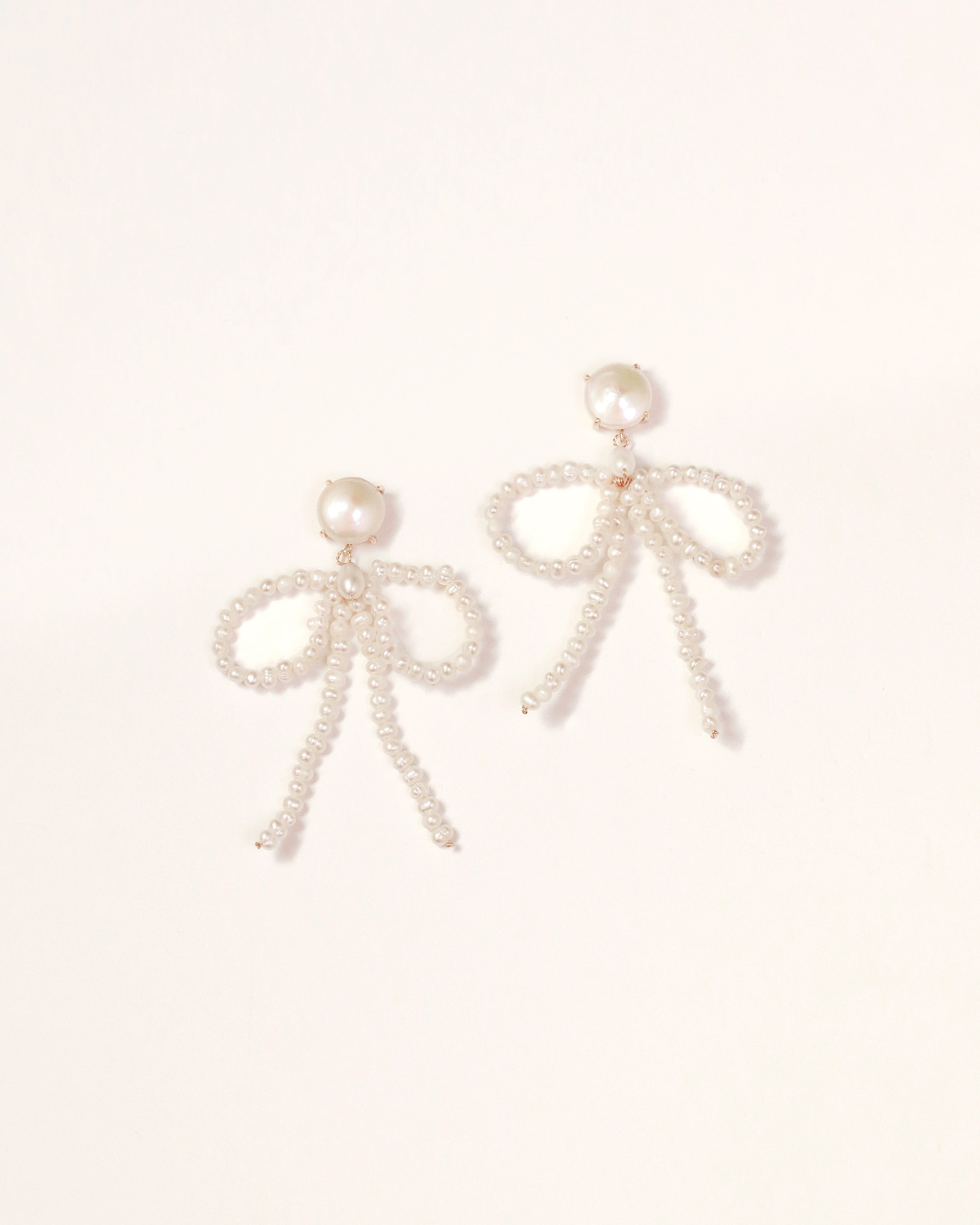 Pearl + Large 2 Loop Pearl Bows