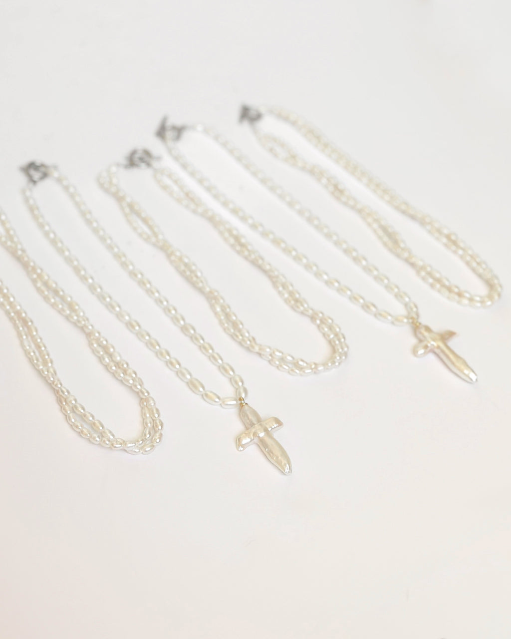 Twist Pearl Necklace