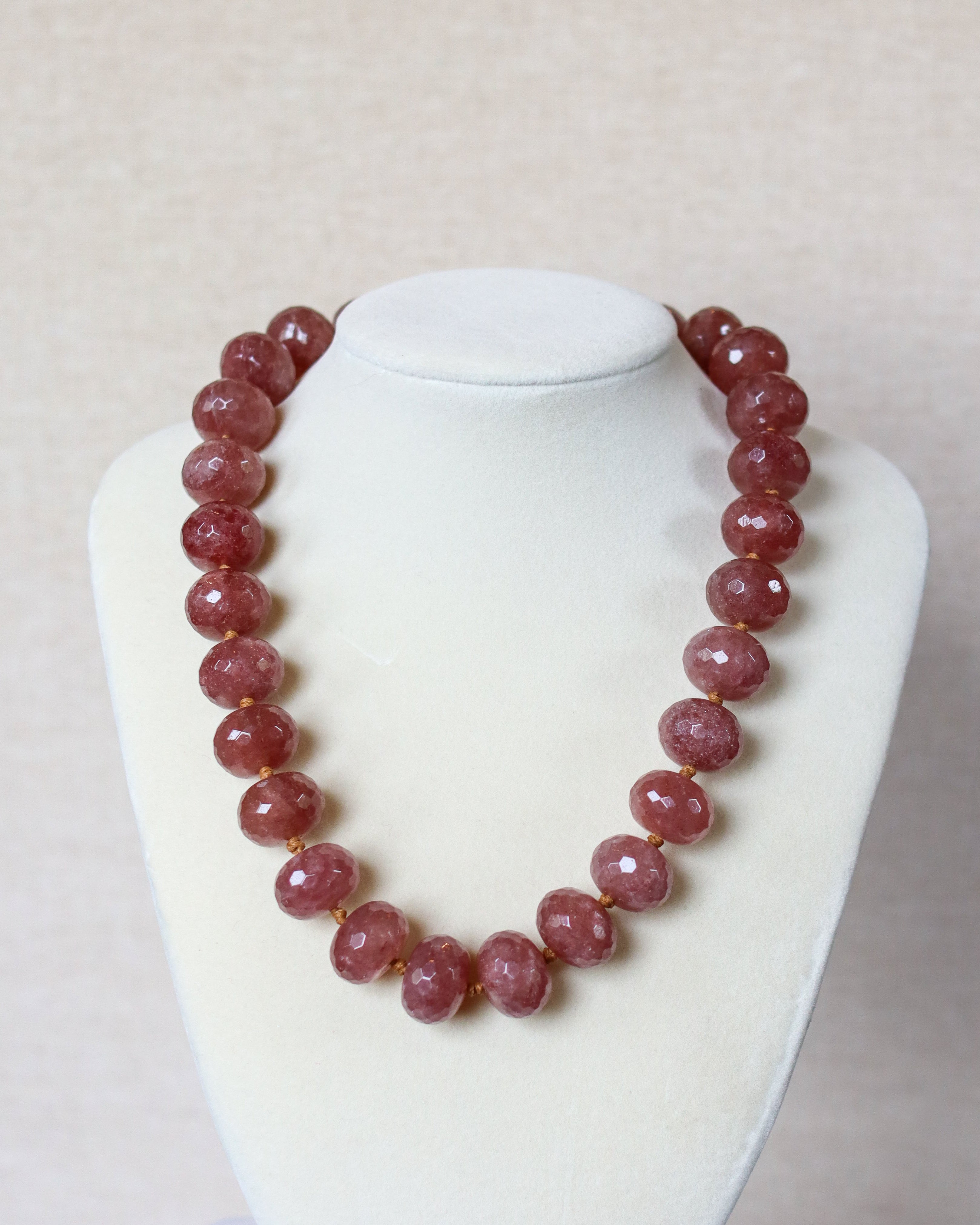 Round Stone Strawberry Quartz Statement Necklace