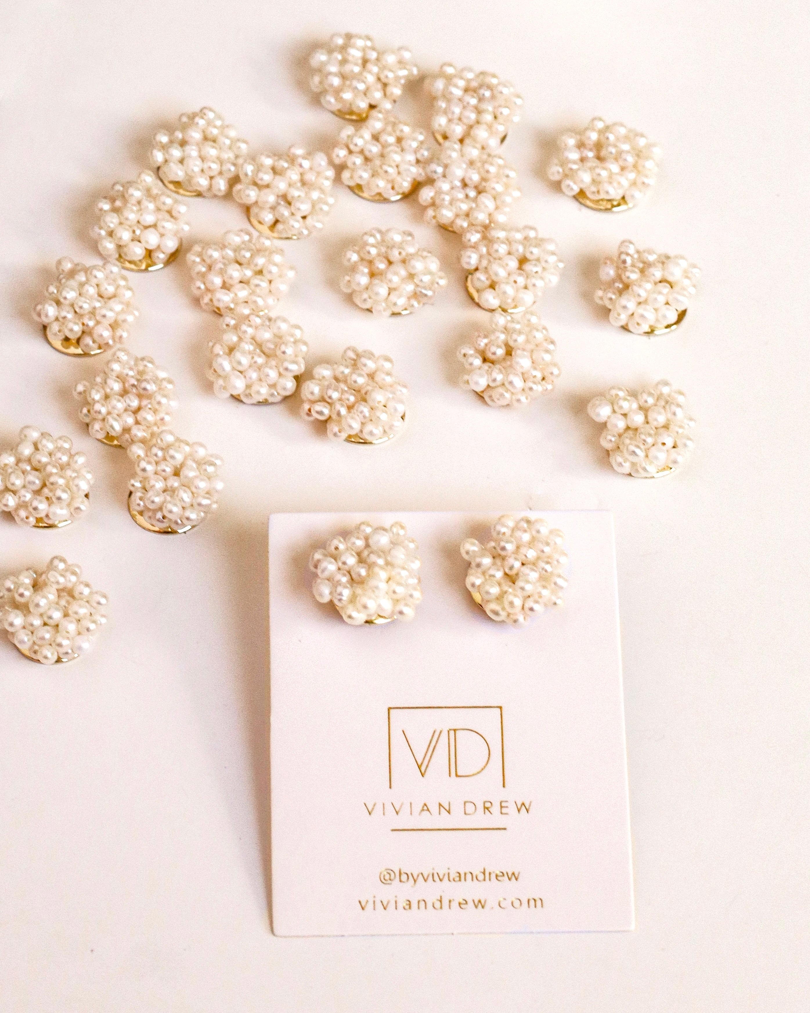 Pearl Knot Studs