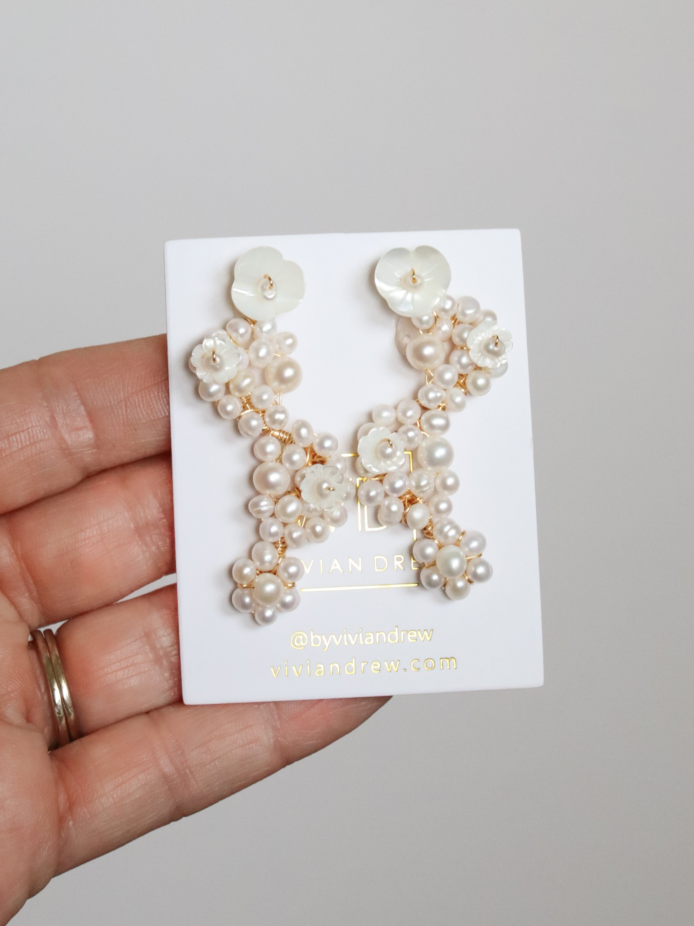 Falling Pearl Clusters