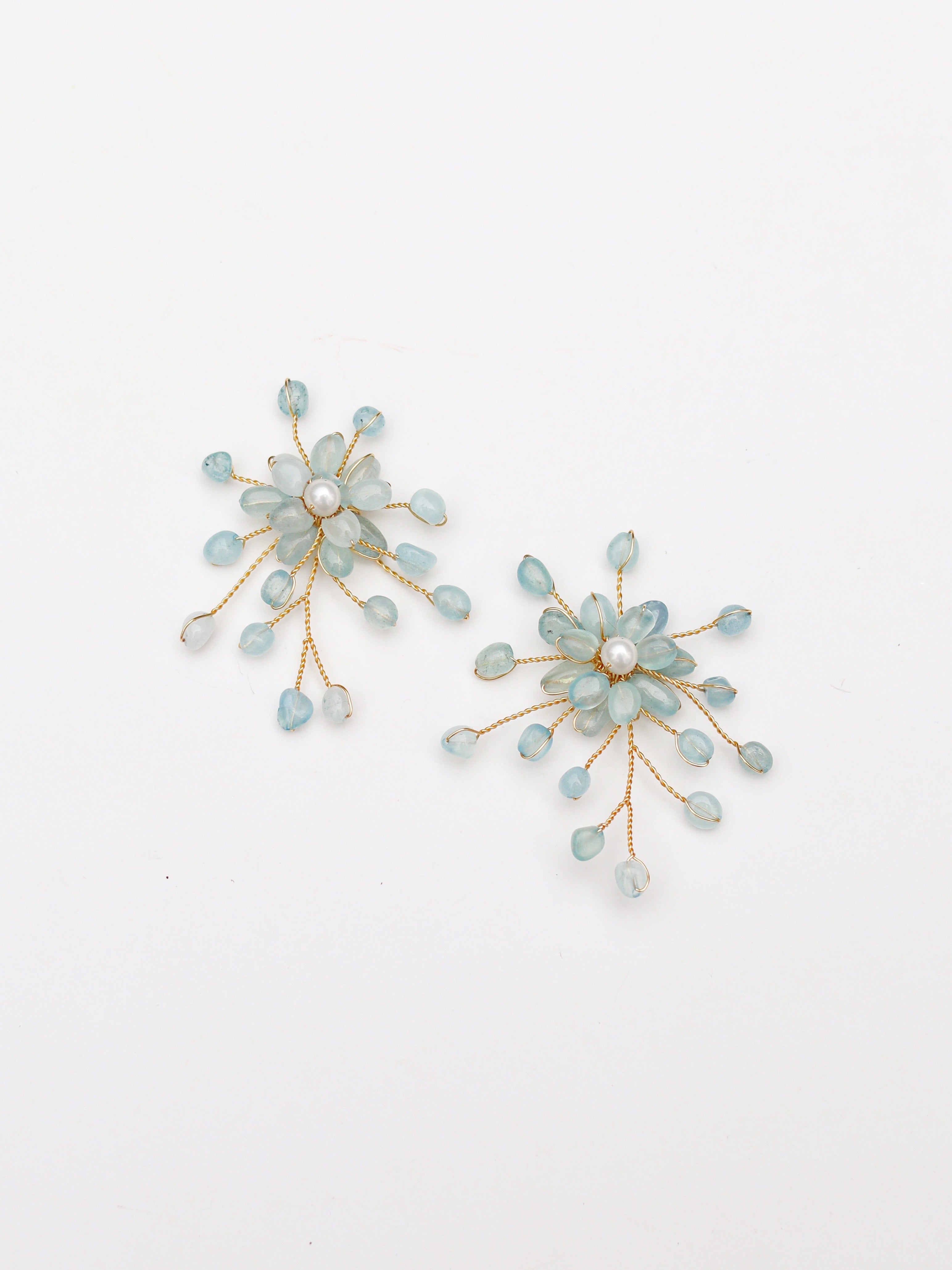 Aquamarine Floral Pearl Burst