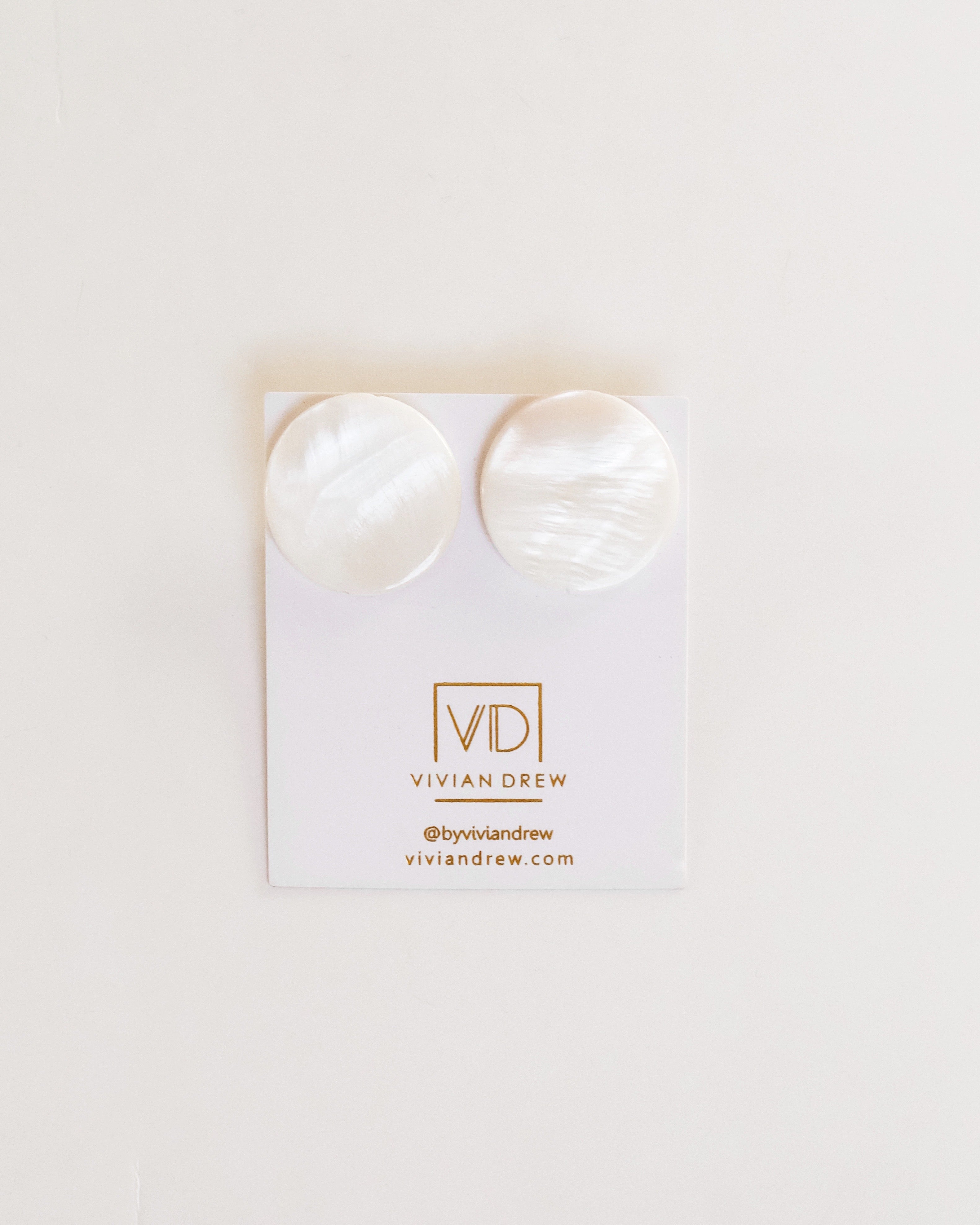 Large Round Shell Studs – Vivian Drew