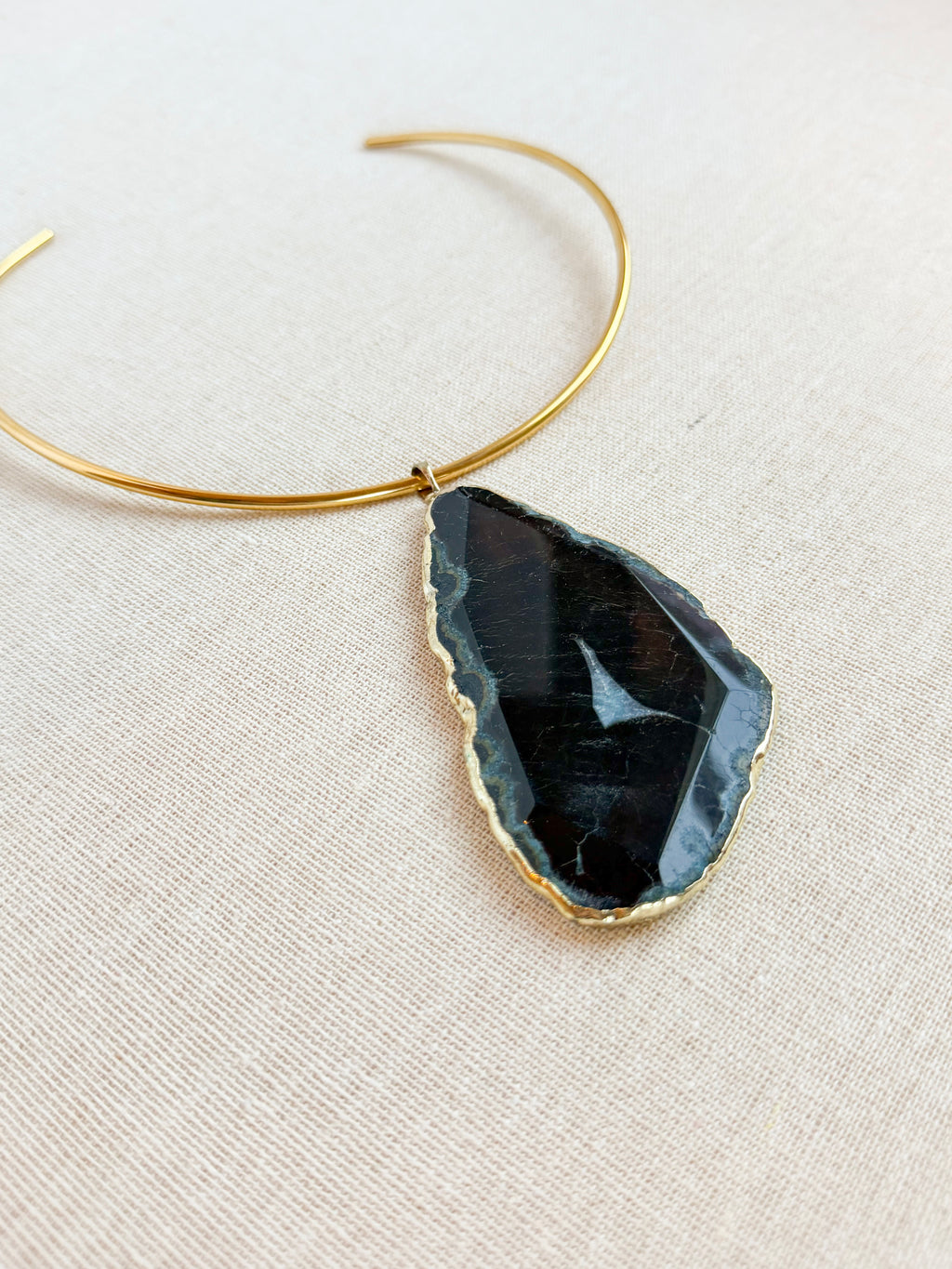 Navy Blue Agate Collar Necklace