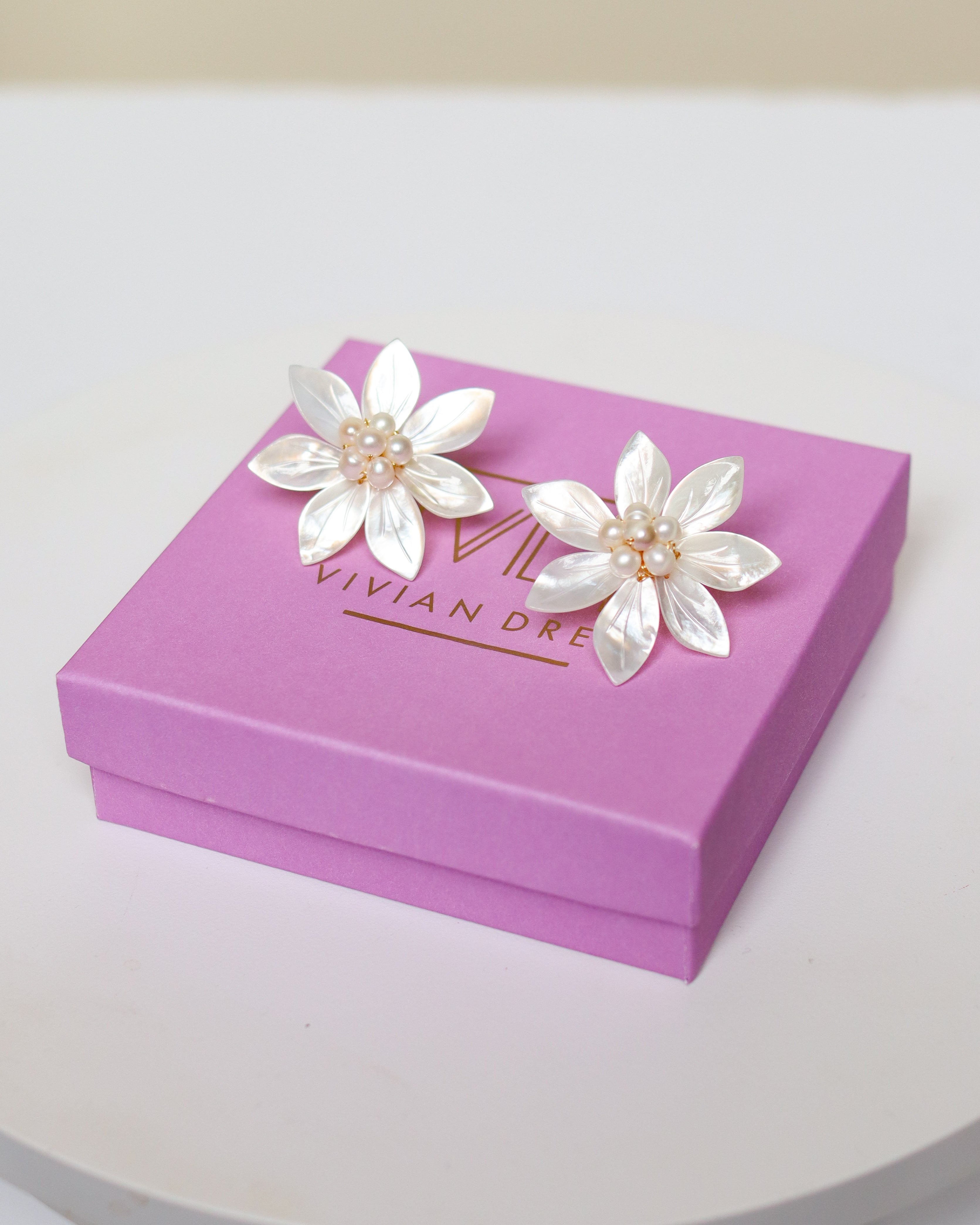 Ivory Pearl Flower Stud