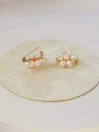 Pearl Flower Brooch