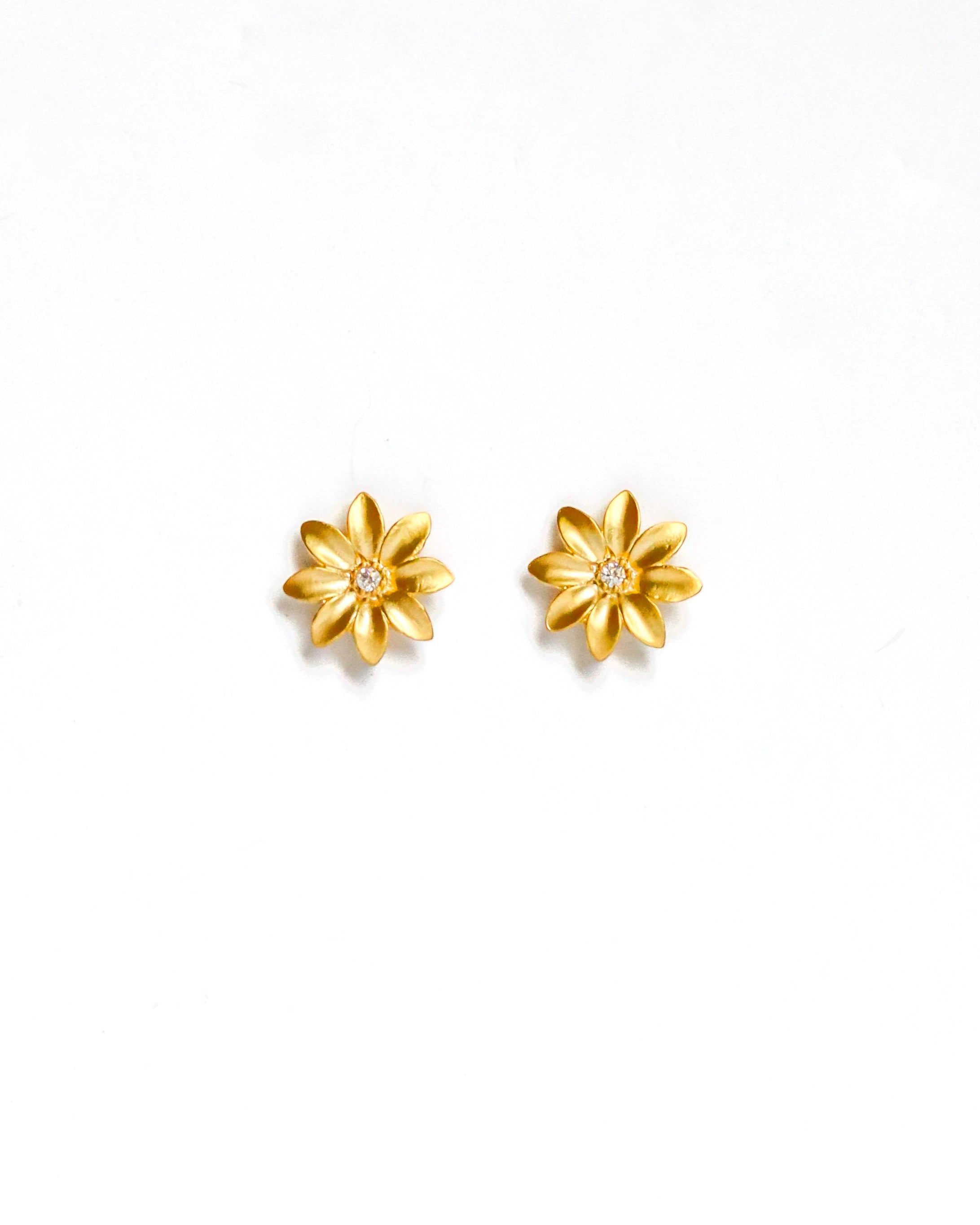 Dahlia Studs