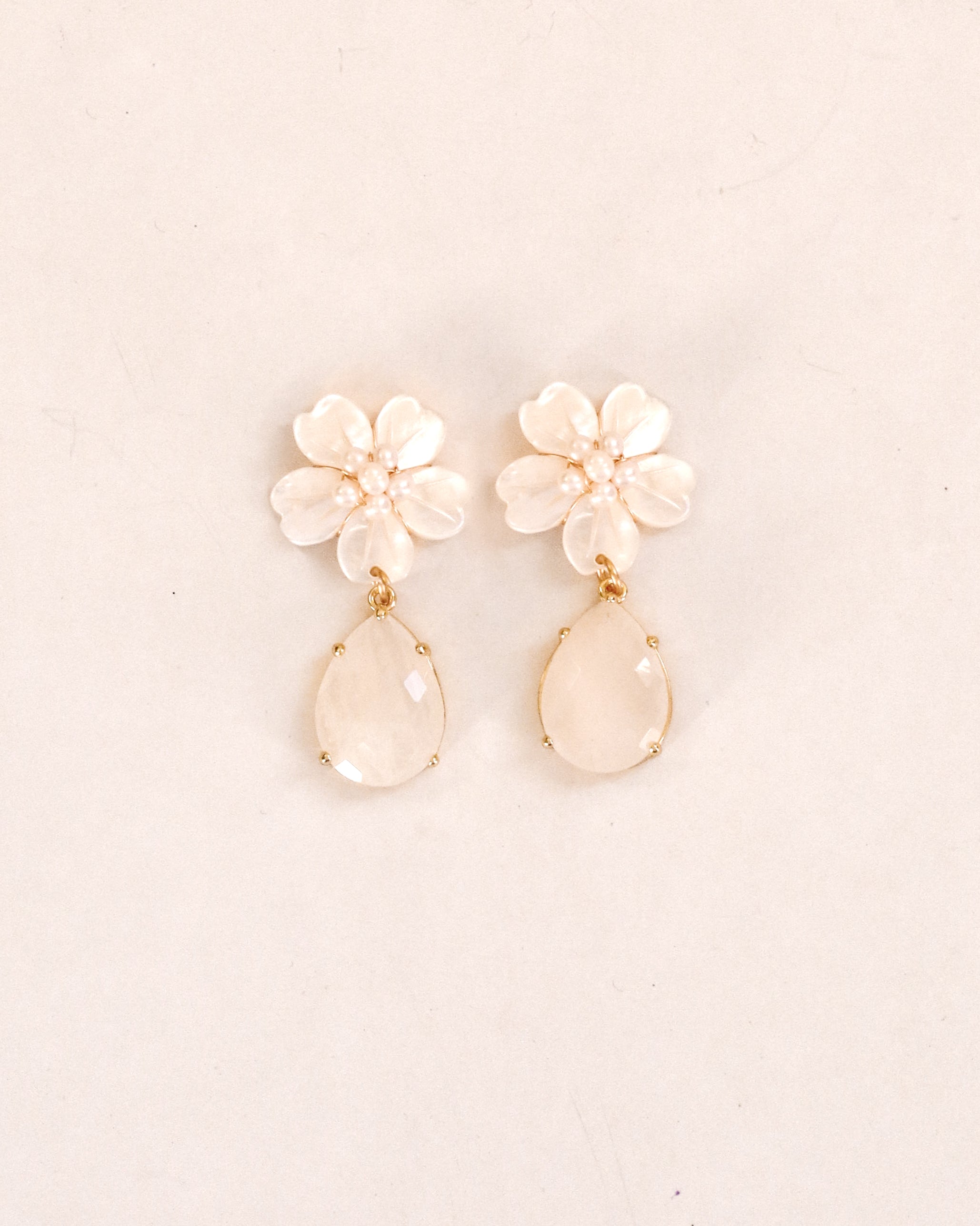 Small Pearl Flower + White Quartz Drop