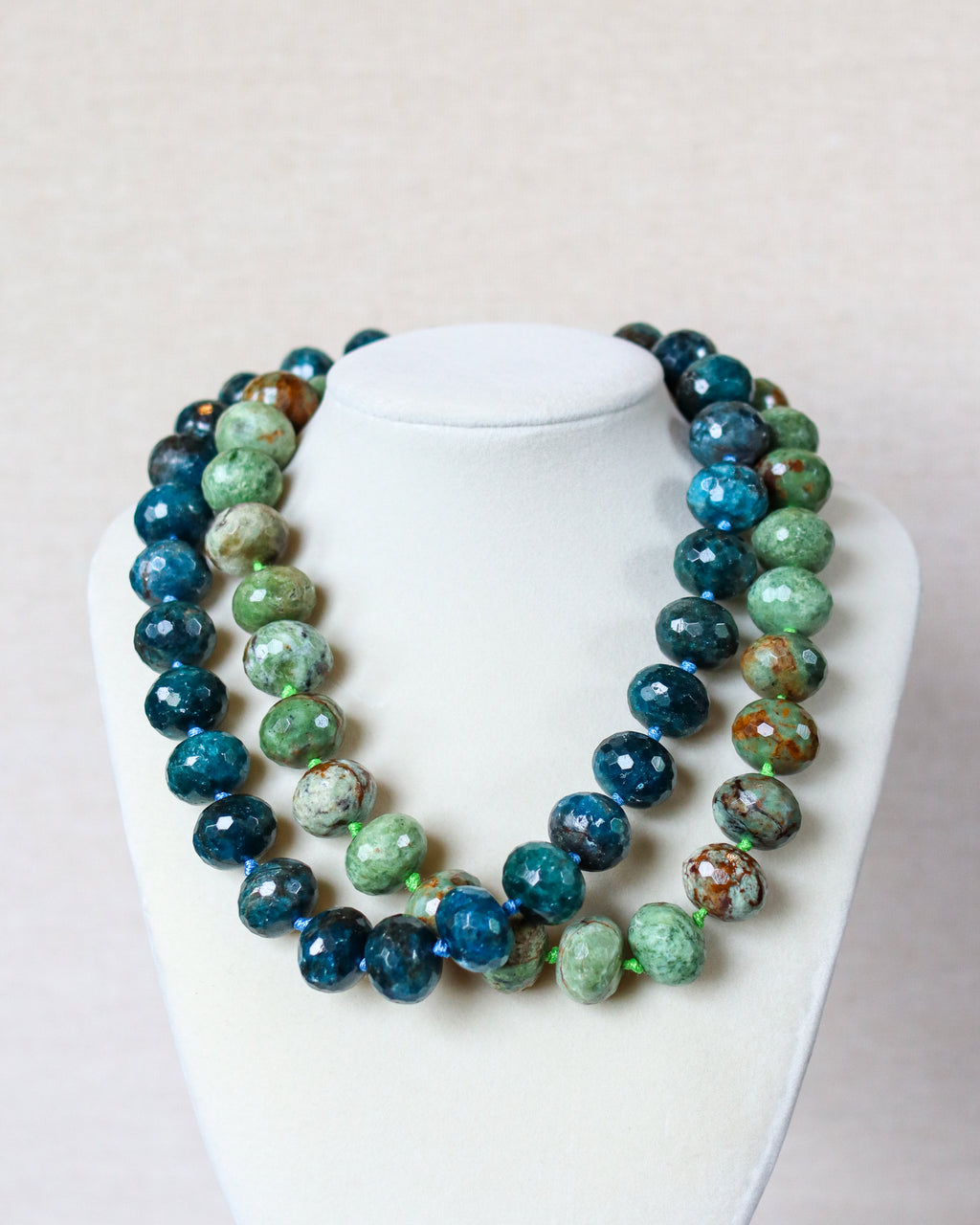 Round Stone Chrysoprase Statement Necklace
