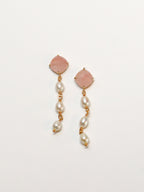Rhombus Rose Quartz + 3 Pearl Drop