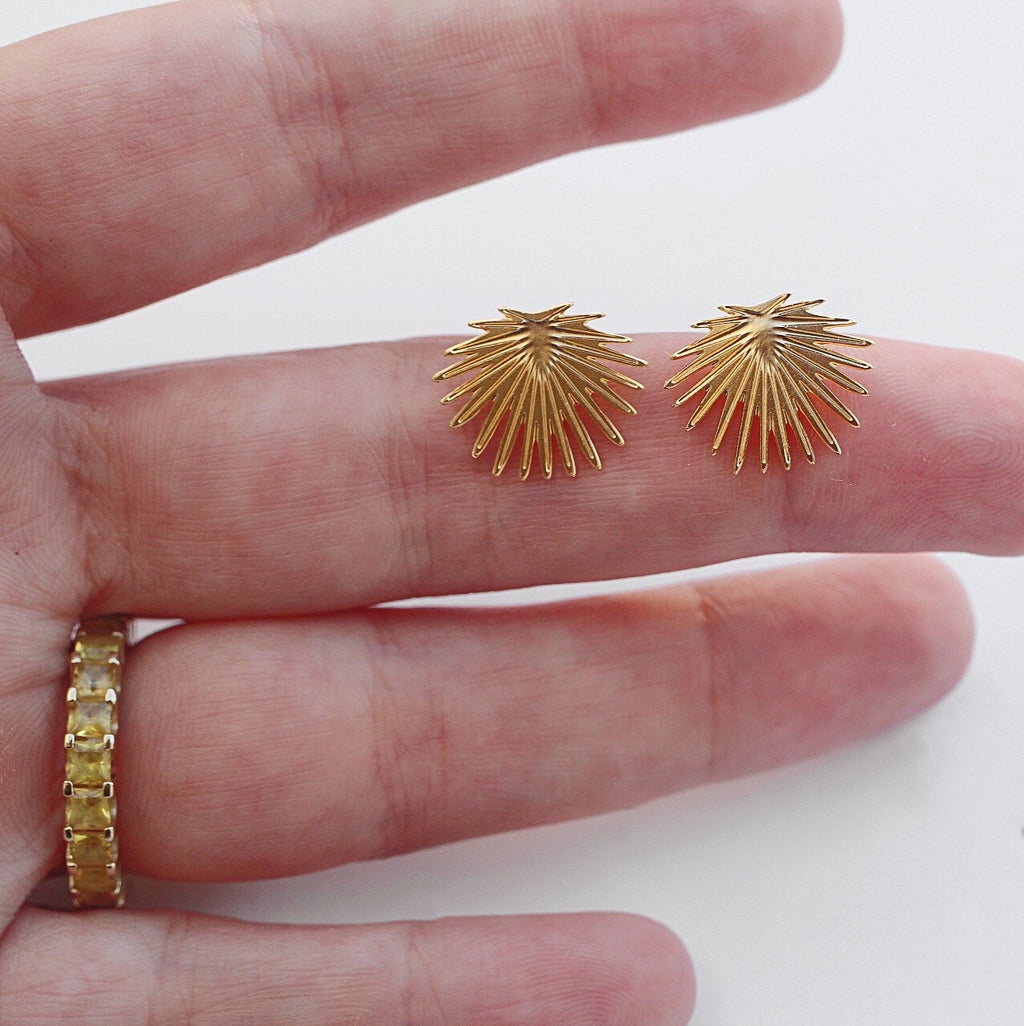 Mini Sunburst studs