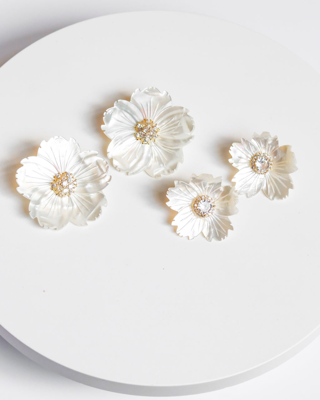 Medium Poppy Glitzy Studs