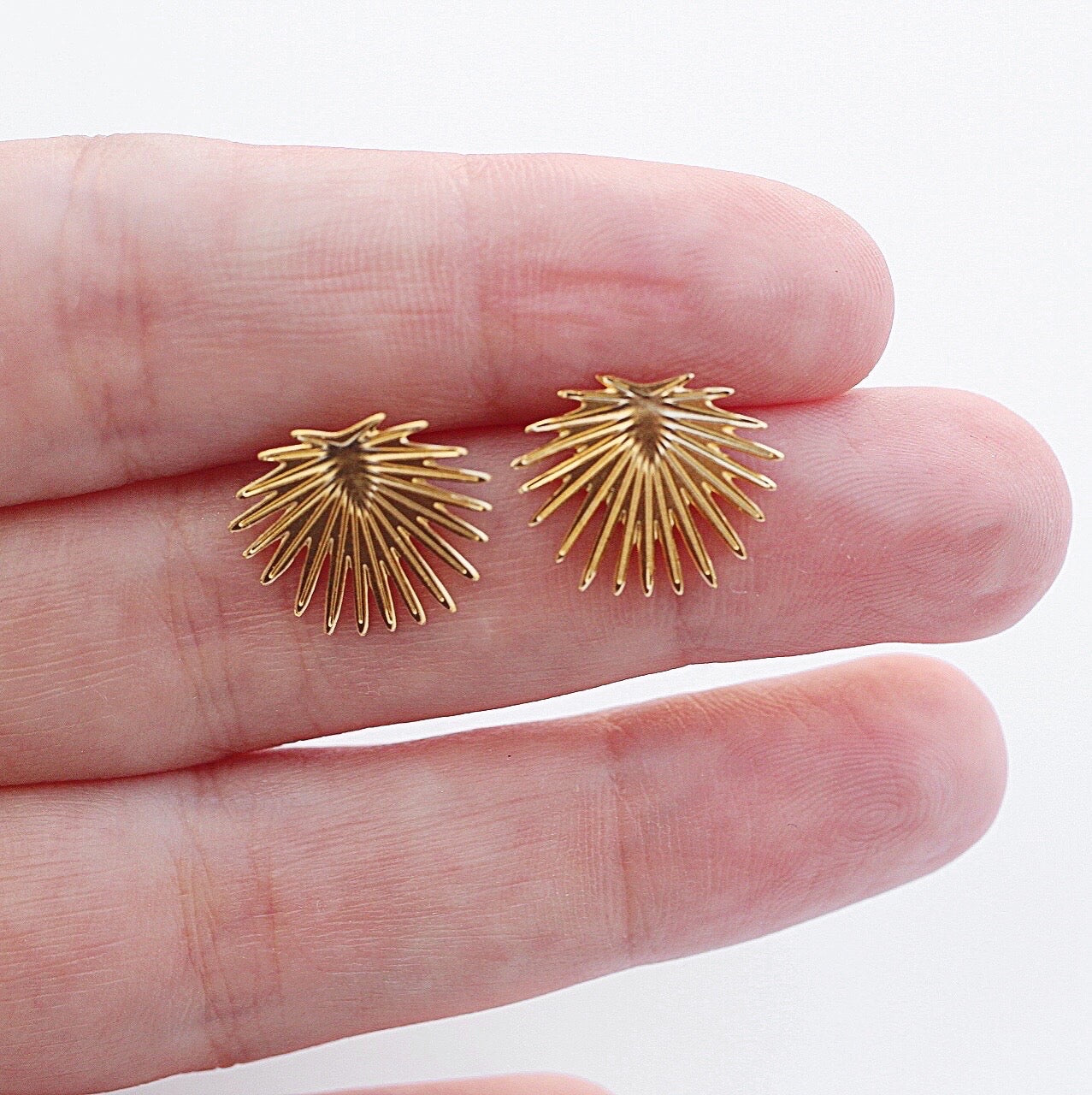 Mini Sunburst studs