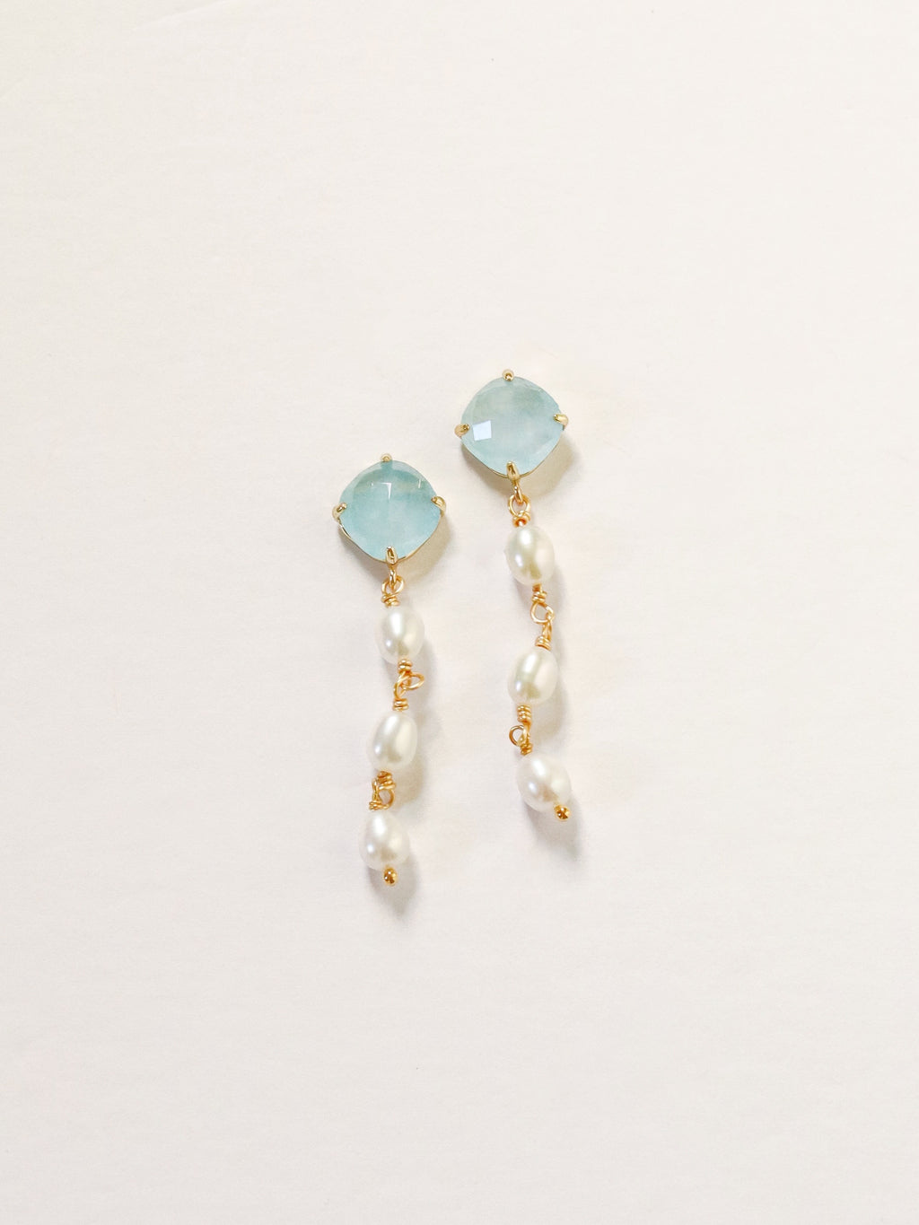 Rhombus Blue + 3 Pearl Drop