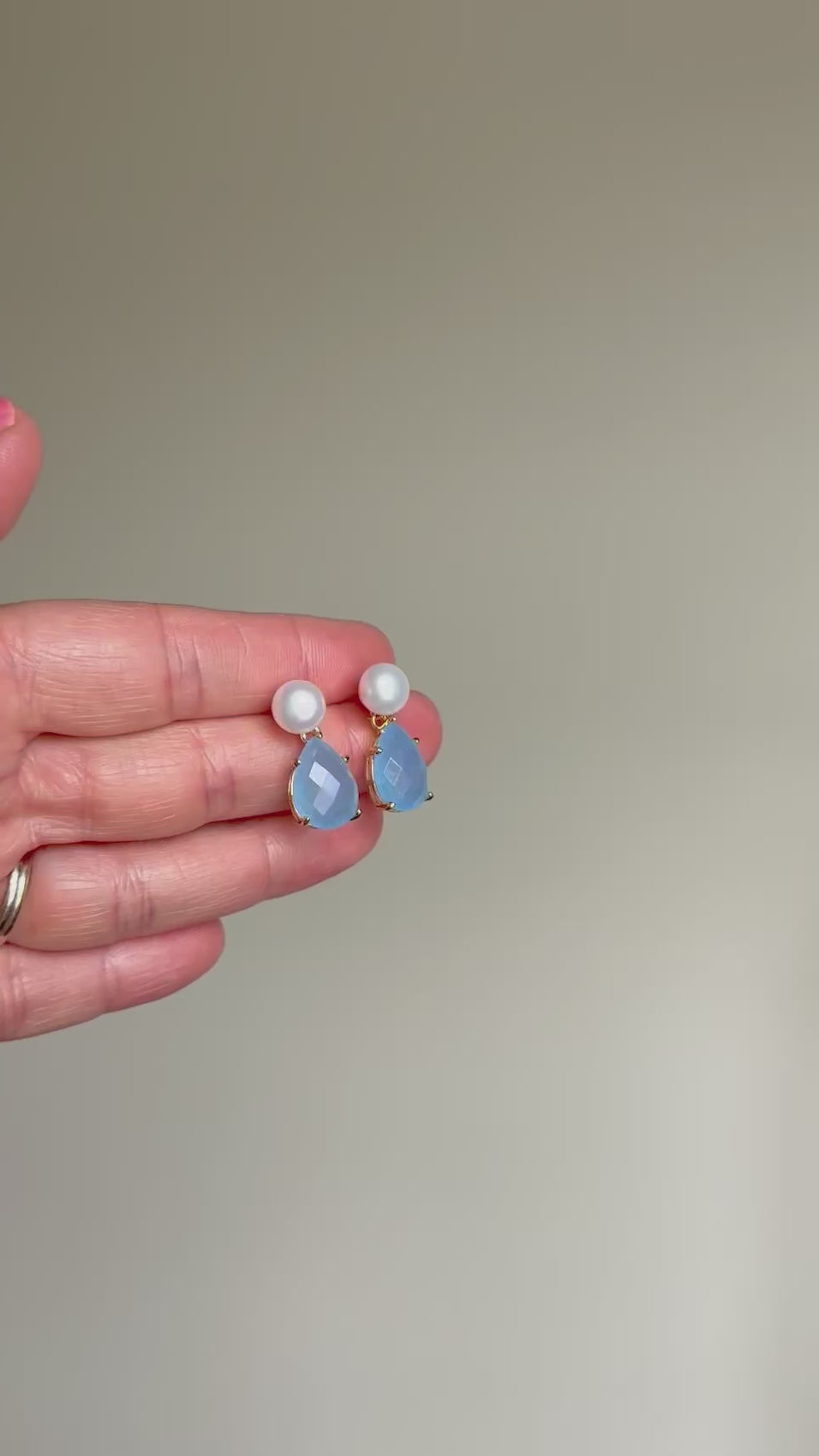 Dainty Pearl + Blue Drop