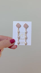 Rhombus + 3 Pearl Drop In 3 stone color options
