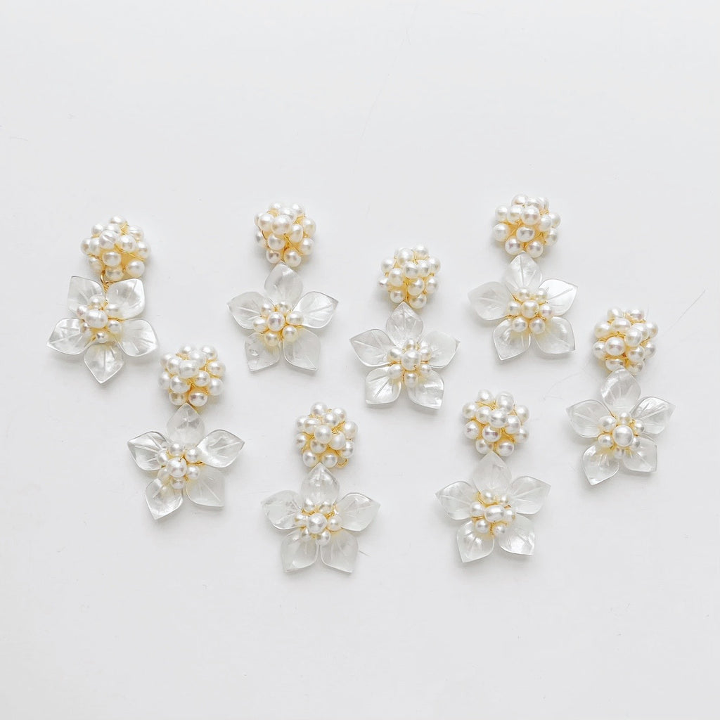 Pearl Cluster + Small Pearl Flower