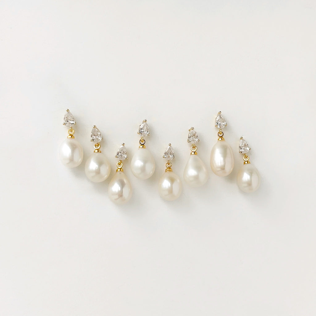 Dainty Diamond Pearls