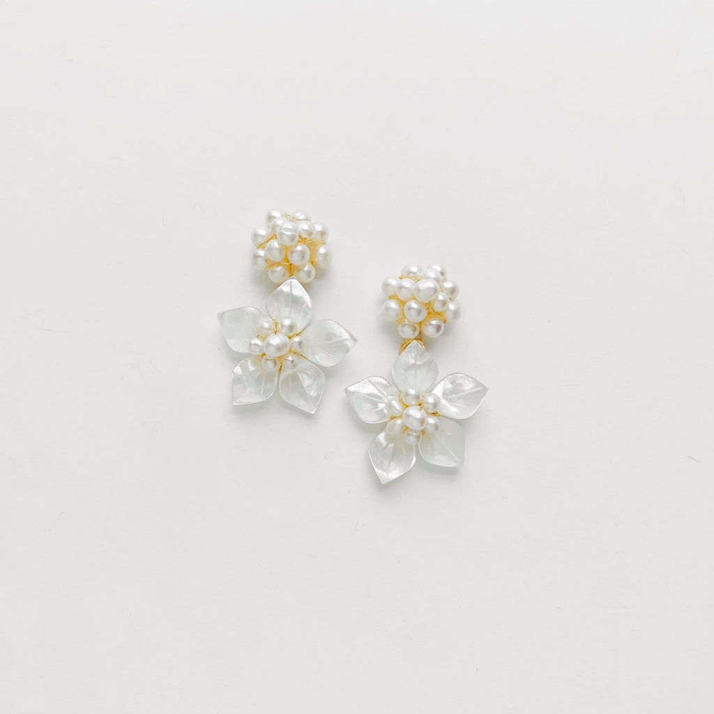 Pearl Cluster + Small Pearl Flower