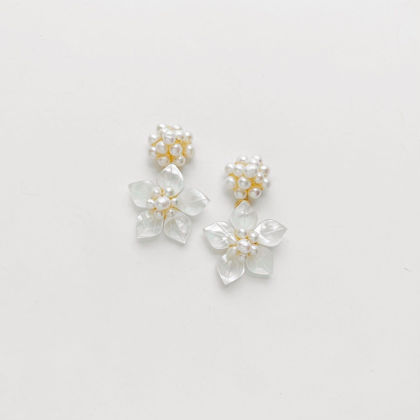 Pearl Cluster + Small Pearl Flower