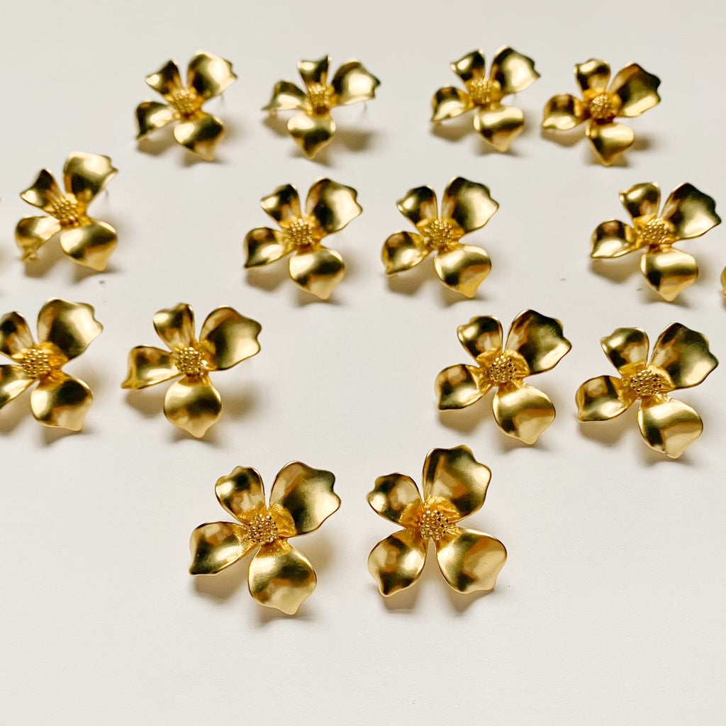 Large Gold Primrose Studs